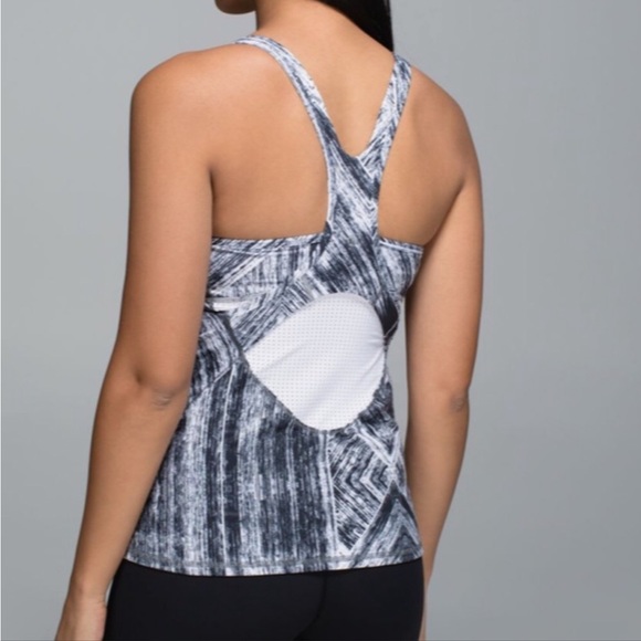 LULULEMON cross back tank heat wave black and white size 4 - Picture 4 of 14
